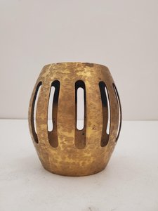 Lanterne porte-bougie en laiton de luxe faite à la main, design géométrique, résistante à la chaleur, décoration d'intérieur pour Noël UO - Product Image 3