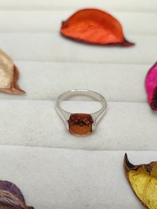 Bague en Quartz Céleste Marron, Bijou Élégant en Cristal, Cadeau Tendance pour Femmes et Filles, Bague de Fiançailles Unique - Product Image 4