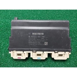 Mini ECU y Módulos de Computación Usados para Hatchback A1669006007 - Product Image 1