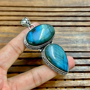 Pendentif en pierre précieuse labradorite en argent Sterling 925, bijoux de luxe faits à la main, collier élégant, cadeau pour femmes, bijoux fins - Product Image 4