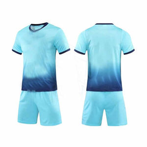 Uniformes y Camisetas de Fútbol Personalizadas al por Mayor, de Alta Calidad, Impresas, de Manga Corta, 100% Poliéster, Transpirables, Antibacterianas y de Secado Rápido - Product Image 1