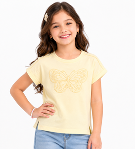 Camiseta para niñas con bordado de mariposas en amarillo pastel, mezcla de algodón suave, manga corta, informal, elegante, para el día a día, cómoda. - Product Image 1