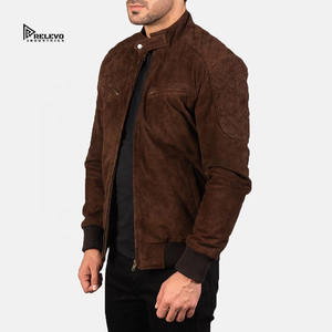Chaqueta de Cuero Clásica para Hombre al por Mayor, Chaqueta de Moto de Piel Genuina, Chaqueta de Cuero Personalizada con Tachuelas, Ropa Urbana Moderna B2B - Product Image 3