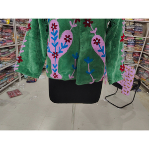 เสื้อแจ็คเก็ตกำมะหยี่ปักลายมือสำหรับผู้หญิง คอจีน แขนยาว ลายดอกไม้ฤดูใบไม้ผลิ สไตล์ไพรรีชิค ของขวัญสำหรับเธอ - Product Image 3