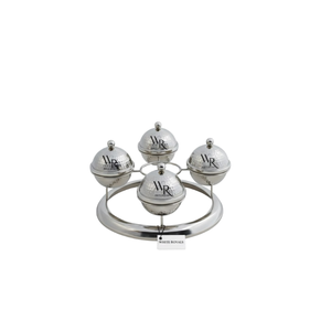 Ensemble de plats de service de luxe avec des bols en métal martelé et un support rond pour les dattes, les fruits secs, les chocolats, les noix, les collations, les bonbons - Product Image 1