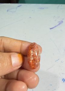 Pierre précieuse naturelle en cabochon de pierre de soleil orange, avec éclat doré et jeu de couleurs, pour bagues, pendentifs et conception de bijoux haut de gamme - Product Image 1