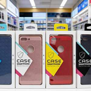 Boîte en carton blanc avec fenêtre transparente, gaufrage et doublure en mousse – Vietnam pour boîte mobile haut de gamme certifiée - Product Image 1