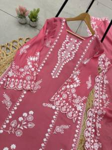 Conjunto de diseñador con bordado Mul Chanderi, top Mul Chanderi, pantalón Mul Chanderi y dupatta Mul Chanderi, completamente cosido y listo para usar. - Product Image 5