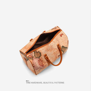 Bolsa de Viaje de Lona con Estampado de Mapa Mundial Vintage, Asas de Cuero Marrón, Diseño Portátil y Moderno - Product Image 6
