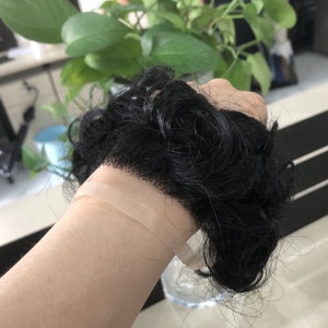 Pezzo Frontale in PU Invisibile per <span class=keywords><strong>Uomo</strong></span>, con Capelli Umani Indiani Remy dall'Aspetto Naturale, per Riparazione della Linea Frontale, con Base Ultra Sottile, Destro - Product Image 1