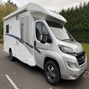 Autocaravana de Lujo Grande para Acampar, Remolque de Viaje, Casa Rodante, Camioneta Camper con Funciones de Aire Acondicionado en Venta - Product Image 5