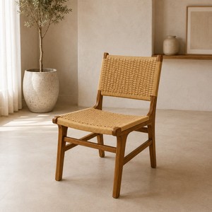 Chaise de jardin en rotin de style scandinave avec structure en bois et pieds coniques, mobilier d'extérieur, design durable, modèle CHA74 - Product Image 1