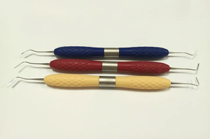 Outil professionnel manuel réutilisable en acier inoxydable certifié CE Classe I pour l'hygiène dentaire – Raspets et instruments pour ponts osseux - Product Image 5