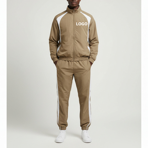 Ensemble de survêtement minimaliste pour homme avec logo personnalisé, veste et pantalon légers de qualité supérieure, fournisseur OEM - Product Image 5