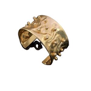 Bijoux en laiton plaqué or faits à la main à pois Grand bracelet et manchette SKU6978 Bijoux plaqué or - Product Image 1