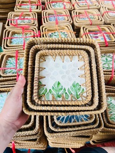 Plateau décoratif en rotin tressé avec nacre de qualité supérieure, organiseur pour salle à manger et salon, fabriqué au Vietnam - Product Image 6