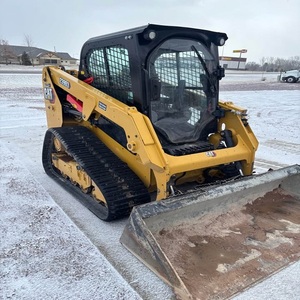 Chargeurs compacts Cat Skid Steer modèle 239D3, qualité supérieure, pour projets de construction et agricoles. Achetez maintenant avec livraison rapide. - Product Image 2