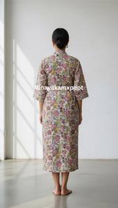 Bata Kimono de Algodón Estampado Floral para Mujer, Elegante y Casual, con Estampado Jaipuri, Ligera y Ecológica para Verano - Product Image 2