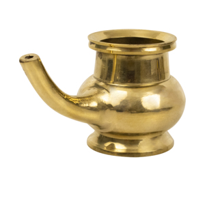 Pot à eau traditionnel en laiton Kerala Kindi avec bec verseur pour Abhishekam, Thirtham et les rituels du temple - Product Image 5