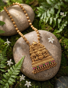 Conjunto de Collar y Pendientes DIVYORO para Mujer, Diseño de Torre Gopuram, Chapado en Oro, Cobre y Latón, para Bodas, Fiestas y Eventos - Product Image 4