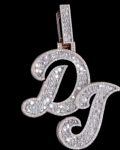 จี้ตัวอักษรโมอิสซาไนต์แบบสั่งทำ VVS1 เงินแท้ 925 ชุบโรเดียมหรูหรา สไตล์ฮิปฮอป ประดับเพชรเม็ดใหญ่ - Product Image 1