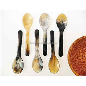 Cuchara de Cuerno Natural Hecha a Mano, Ecológica, Decoración Clásica para el Hogar, Artesanía Única de la India, Mango Corto, Capacidad de 10 ml, con Acabado Natural - Product Image 5