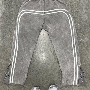 Pantalon de sport respirant personnalisé pour hommes, idéal pour le roller et le hockey, avec service de sublimation OEM disponible - Product Image 3