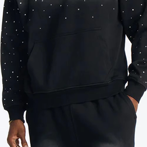 Sweat-shirt à capuche noir de luxe pour homme, orné de strass, streetwear surdimensionné de qualité supérieure, pull tendance avec logo personnalisé - Product Image 3