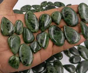 Cabochon de jade vert naturel en vrac pour la vente en gros |   Cabochons polis de formes variées (coussin, marquise, ovale, poire) pour la fabrication de bijoux en gros - Product Image 5