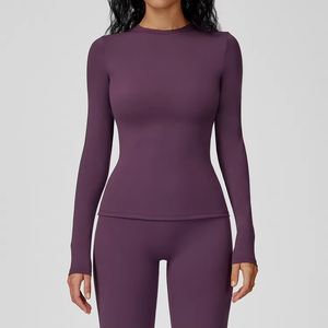 ชุดออกกำลังกายผู้หญิง เสื้อโยคะสีพื้นไร้ตะเข็บ แขนยาว เสื้อครอปออกกำลังกาย แห้งเร็ว ระบายอากาศ ชุดโยคะ - Product Image 1