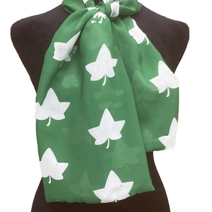 Pañuelo Delgado de Gasa Premium Alpha Kappa Alpha AKA Rosa Salmón y Verde Manzana - Ligero, Regalo para la Hermandad Ivy Leaf - Product Image 4