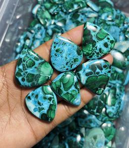 Pierres précieuses brutes de chrysocolle et malachite de qualité supérieure, mélangées, en cabochon, pour la fabrication de bijoux, spécimen minéral. - Product Image 3