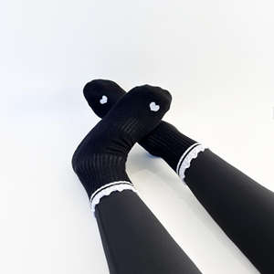 Calcetines de Yoga Antideslizantes Personalizados para Mujer, con Logotipo Personalizado, Puño con Volantes Jacquard, Calcetines Antideslizantes para Ballet, Pilates y Estudio - Product Image 2