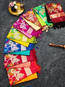 Sari Tradicional Indio de Seda Khadi con Bordado y Lentejuelas, Elegante Vestido Étnico para Novias y Bodas - Product Image 6