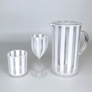 Verres à vin en plastique acrylique coloré de 9 oz en gros pour les fêtes en plein air et les restaurants - Product Image 6
