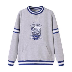 เสื้อคอกลมลายตราสัญลักษณ์ Phi Beta Sigma สีเทาสำหรับผู้ชาย ทรงพอดีตัว ผ้าพรีเมียม เสื้อผ้าสำหรับสมาคมพี่น้องชาวกรีก ชุดลำลอง - Product Image 2