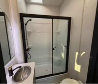 Caravane moderne légère de haute qualité pour 2 à 8 personnes avec réfrigérateur, idéale pour le camping en camion et les voyages, prête à être livrée