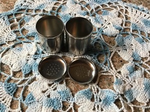 Simple Silver Finished Salt And Pepper Seasoning Set Ideal For Daily <b>Kitchen</b> Use And Dining <b>Table</b> Convenience From India - Product Image 5