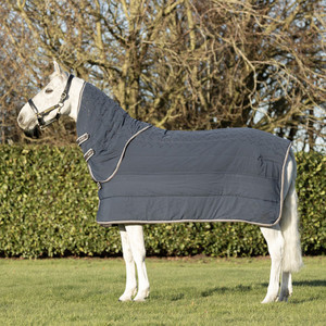 Manta para Caballos de Alta Calidad Personalizable, Impermeable y Transpirable, de Nailon Ripstop, Producto Ecuestre - Product Image 1