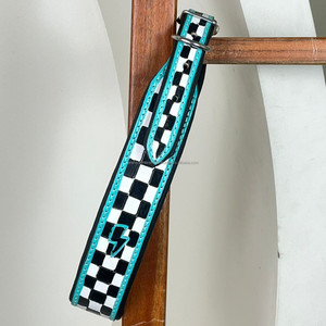 Recién llegado, patrón de tablero de ajedrez, correa de perro de cuero y Collar, juegos de cables de tráfico adecuados para perros pequeños y medianos - Product Image 4