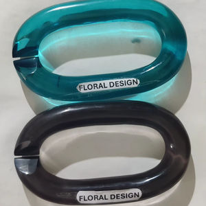 Grands accents muraux décoratifs ronds modernes, décoration de luxe pour la maison avec placage en résine et fer, type boule ronde en plastique acrylique - Product Image 1