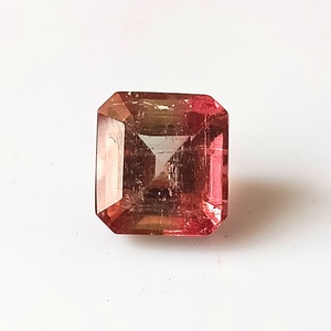 Tourmaline bicolore naturelle de 3,45 carats, qualité Zambie Premium, taille octogonale, pierre précieuse brute, éclat brillant, 8,4x9x6,2mm, jeu de couleurs/feu - Product Image 3
