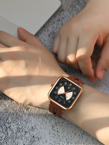 Reloj de Pulsera TOMI T094 para Hombre, Movimiento de Cuarzo, Diseño Simple, Forma Cuadrada de Lujo, Fecha Automática, Correa de Cuero, Gran Venta - Product Image 4