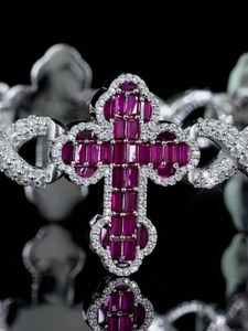 Pulsera de Plata con Moissanita y Cruz, Joyería Religiosa de Lujo Brillante, Elegante Pulsera de Eslabones para Mujer, Regalo Exclusivo - Product Image 3