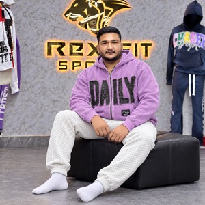 Sudadera con capucha unisex personalizada con cremallera completa, estilo urbano, manga larga, estampado gráfico, bolsillo canguro, puños acanalados, etiqueta personalizada OEM ODM - Product Image 2