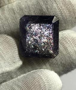 Pierre de soleil galaxie naturelle en vrac, iolite octogonale rougeâtre. - Product Image 3