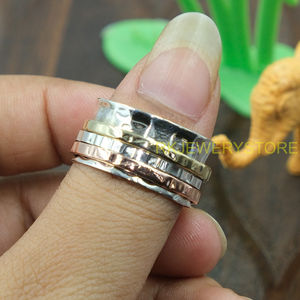 Bague tournante tricolore faite à la main en argent sterling 925, laiton et cuivre, large, style méditation bohème, bijou tendance pour femmes et hommes - Product Image 2