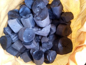 Barbeque Super Quality Indonesian Charcoal Halaban Lump Hardwood for BBQ | Long <b>Burning</b> Low Ash 7000-8000 Kcal/kg CARSURIN Lab-T - Product Image 5