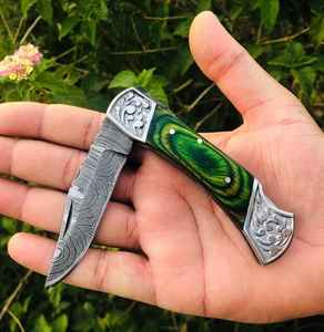 มีดพับเหล็กดามัสกัสทำมือ พร้อมด้ามเหล็กสลักลาย มีดพับเหล็กดามัสกัสทำมือสำหรับกิจกรรมกลางแจ้ง OEM - Product Image 4