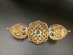 <b>choker</b> in green doublet stone with gold plated in <b>silver</b> 925 metal jewelry for Indian wedding white polki stone in <b>choker</b> - Product Image 6